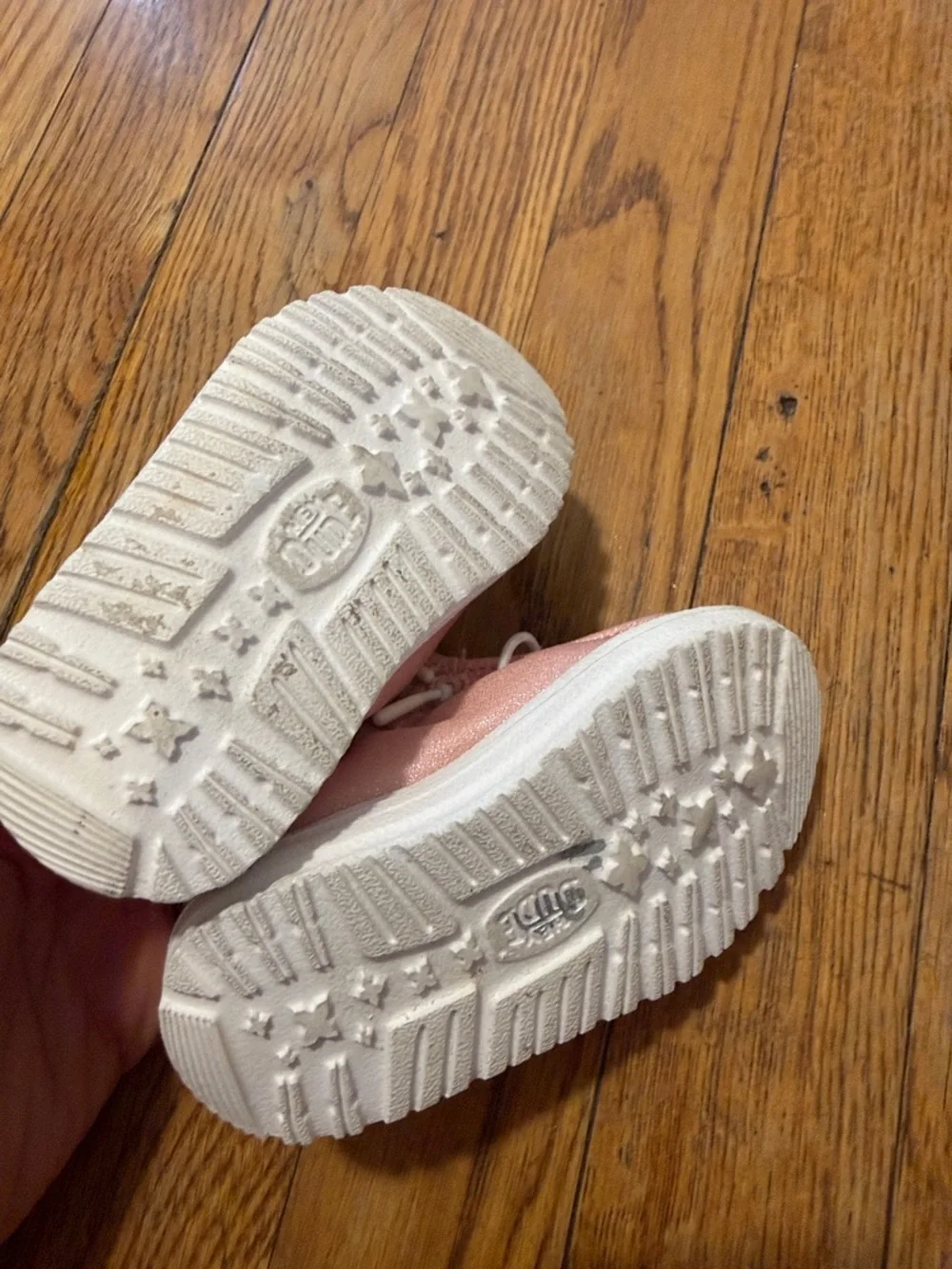 Hey Dude lol dudes baby Kids Slip-On Sneakers rose gold pink size 4C